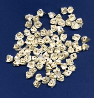 80 x Small Fabric Roses - Cream